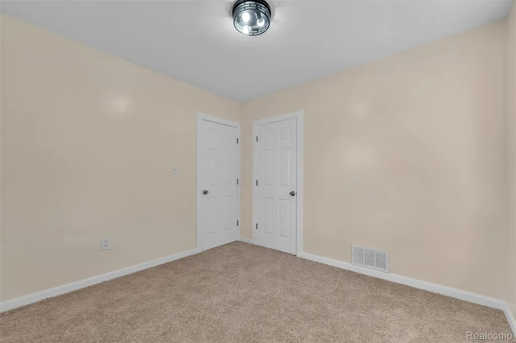 14521 Sussex Street Detroit City MI 48227