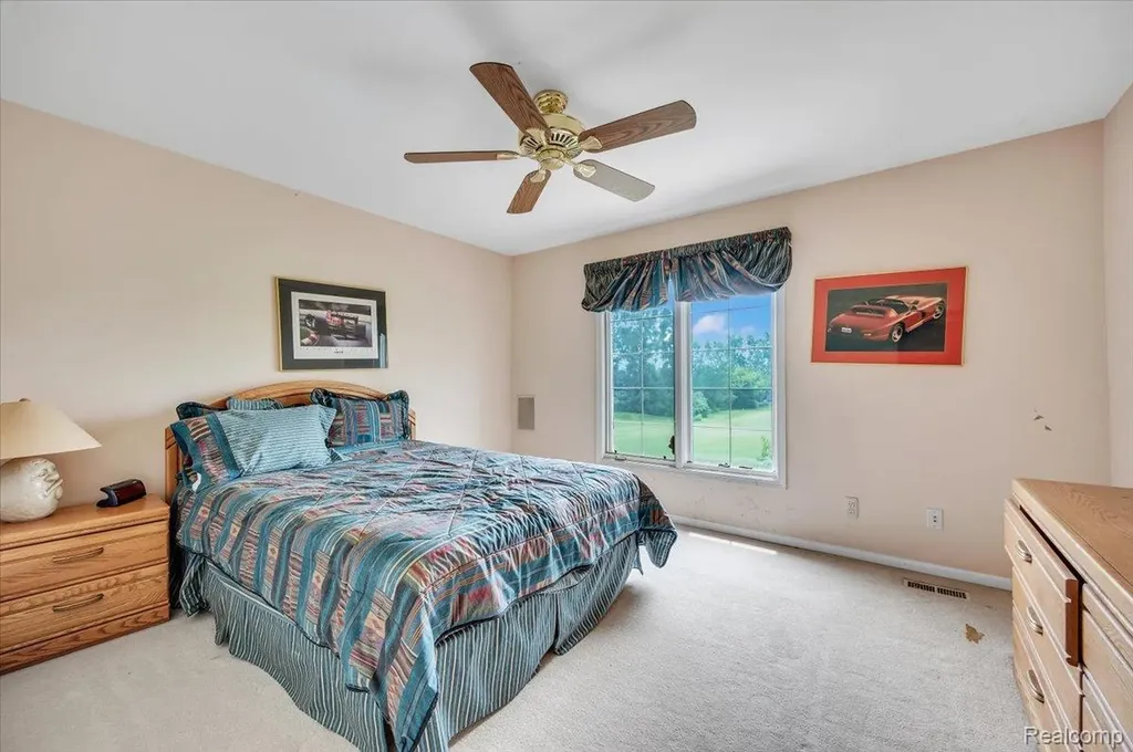 7882 Glacier Club Drive Washington Township MI 48094
