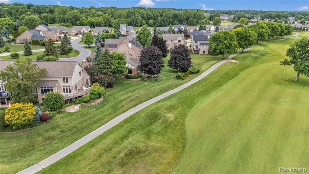 7882 Glacier Club Drive Washington Township MI 48094