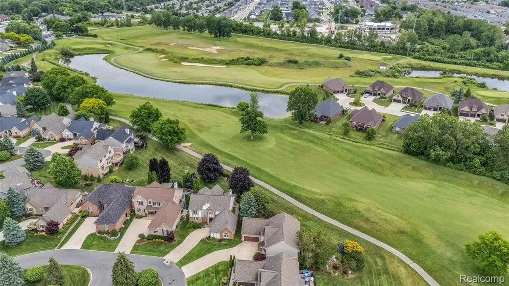 7882 Glacier Club Drive Washington Township MI 48094
