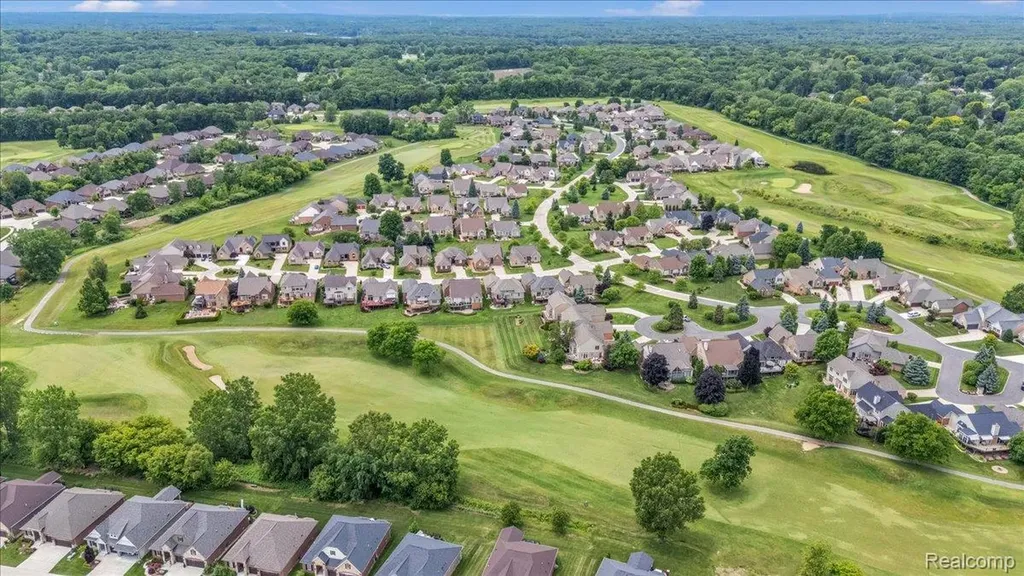 7882 Glacier Club Drive Washington Township MI 48094
