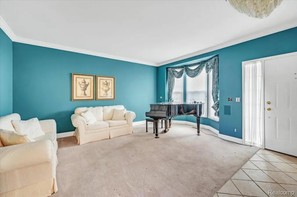 7882 Glacier Club Drive Washington Township MI 48094