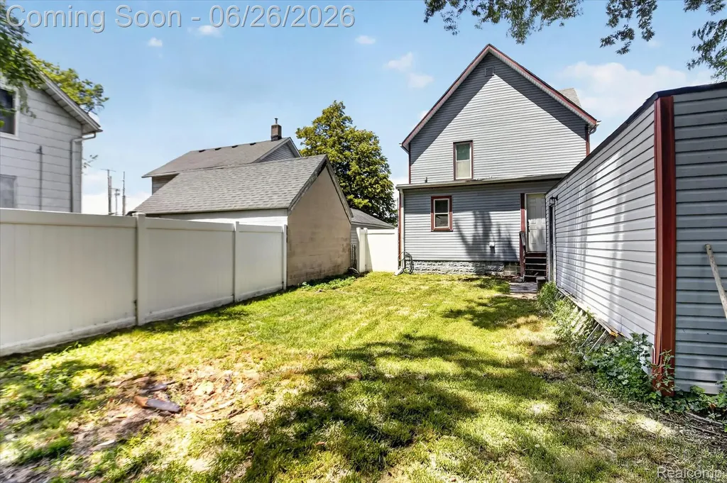 731 Union Street Monroe City MI 48161