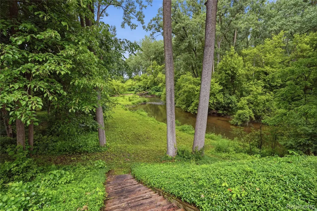 68345 Romeo Plank Road Ray Township MI 48096
