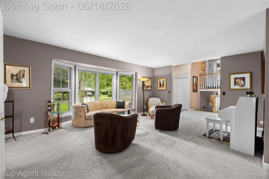 19700 Wilshire Boulevard Beverly Hills Village MI 48025
