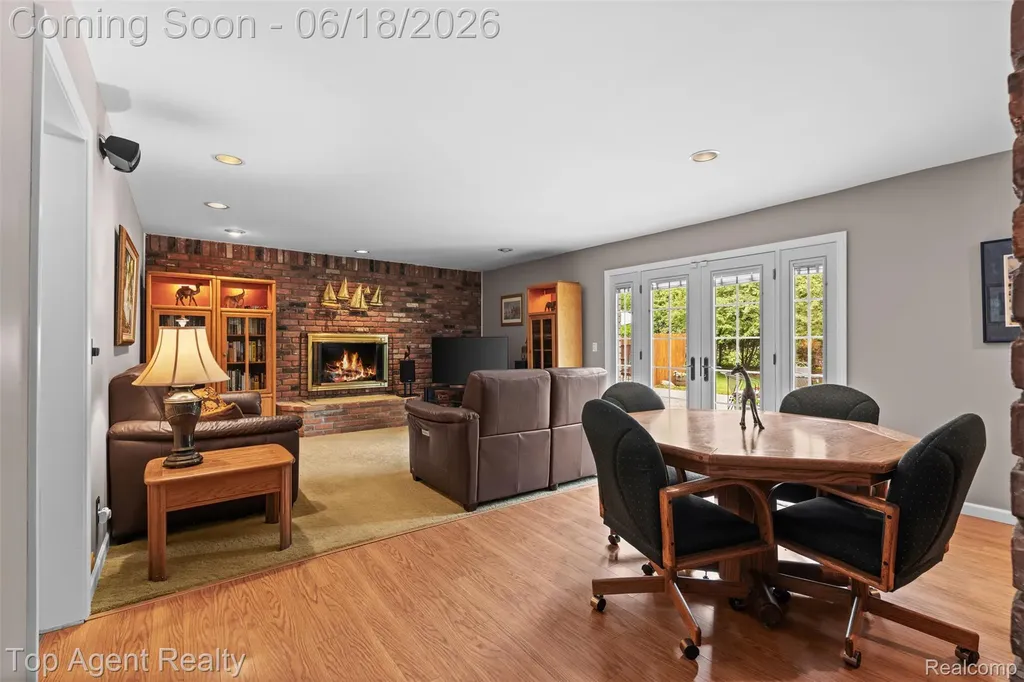19700 Wilshire Boulevard Beverly Hills Village MI 48025