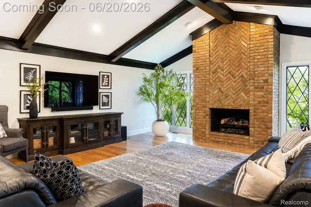 4413 Pinehurst Drive West Bloomfield Charter Township MI 48322