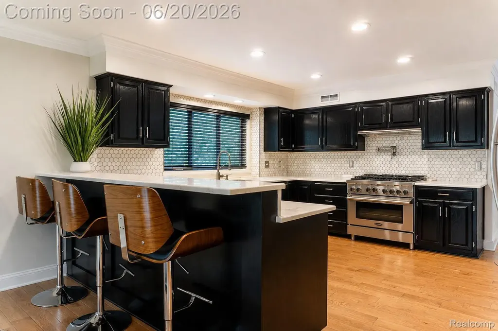 4413 Pinehurst Drive West Bloomfield Charter Township MI 48322