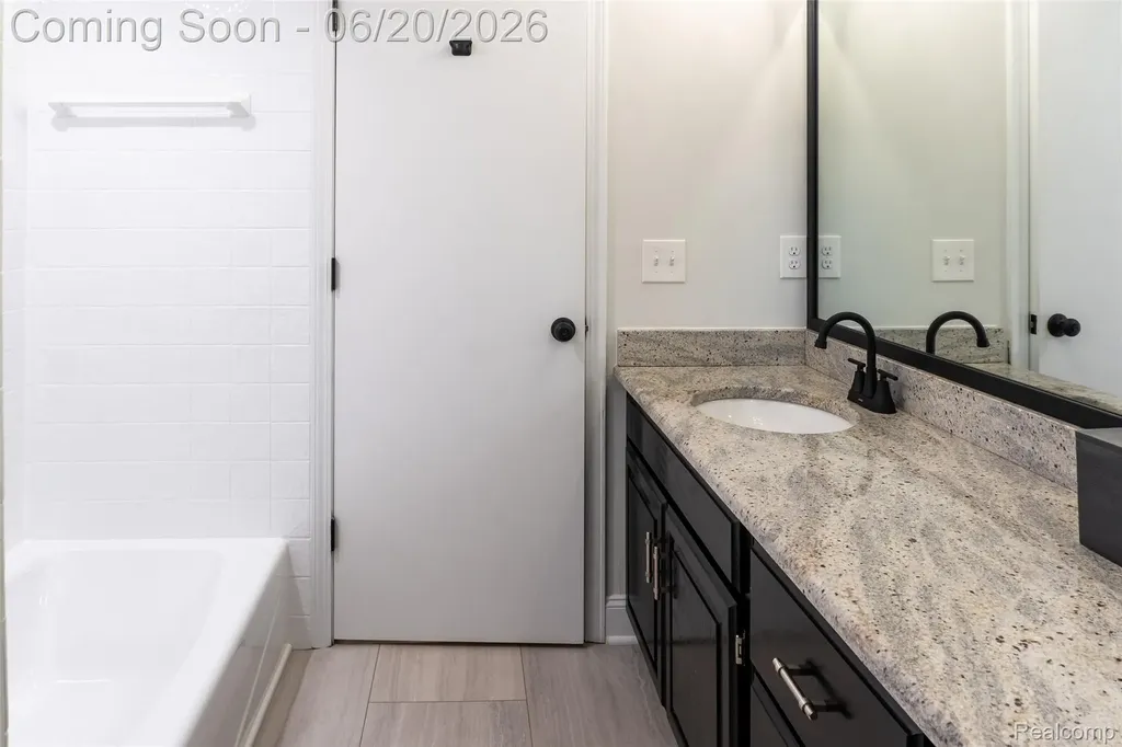 4413 Pinehurst Drive West Bloomfield Charter Township MI 48322