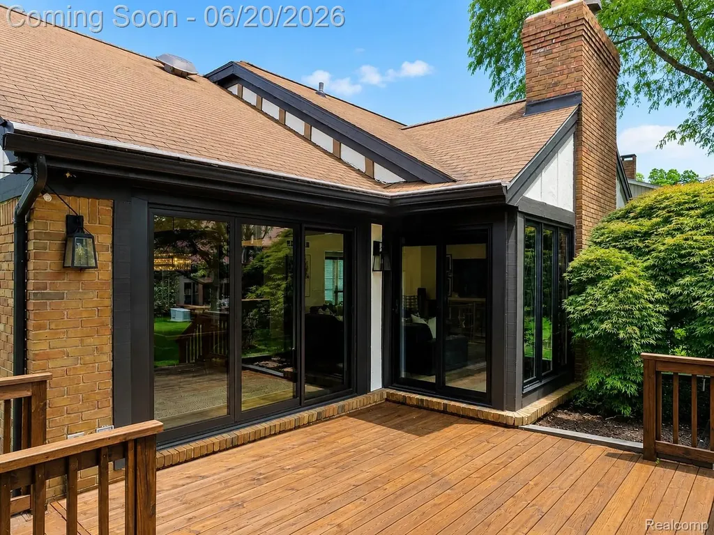 4413 Pinehurst Drive West Bloomfield Charter Township MI 48322