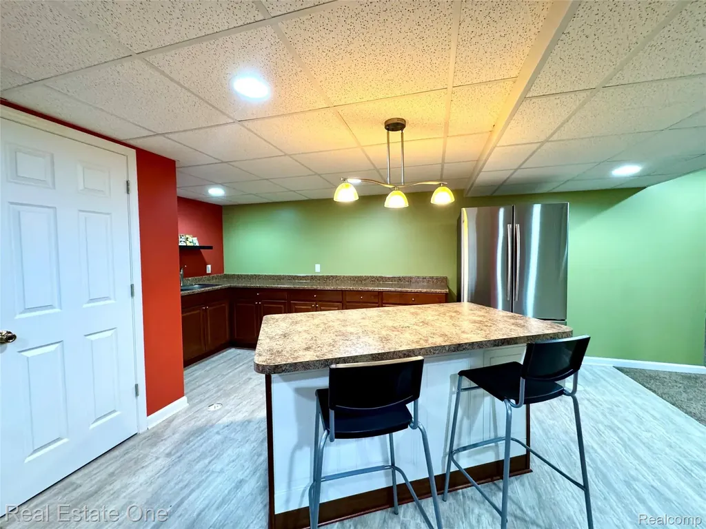1215 Letica Drive Rochester City MI 48307