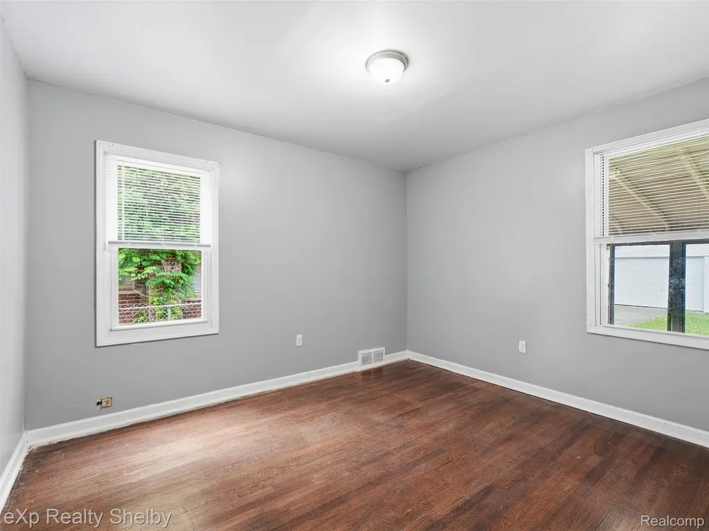16476 Rossini Drive Detroit City MI 48205