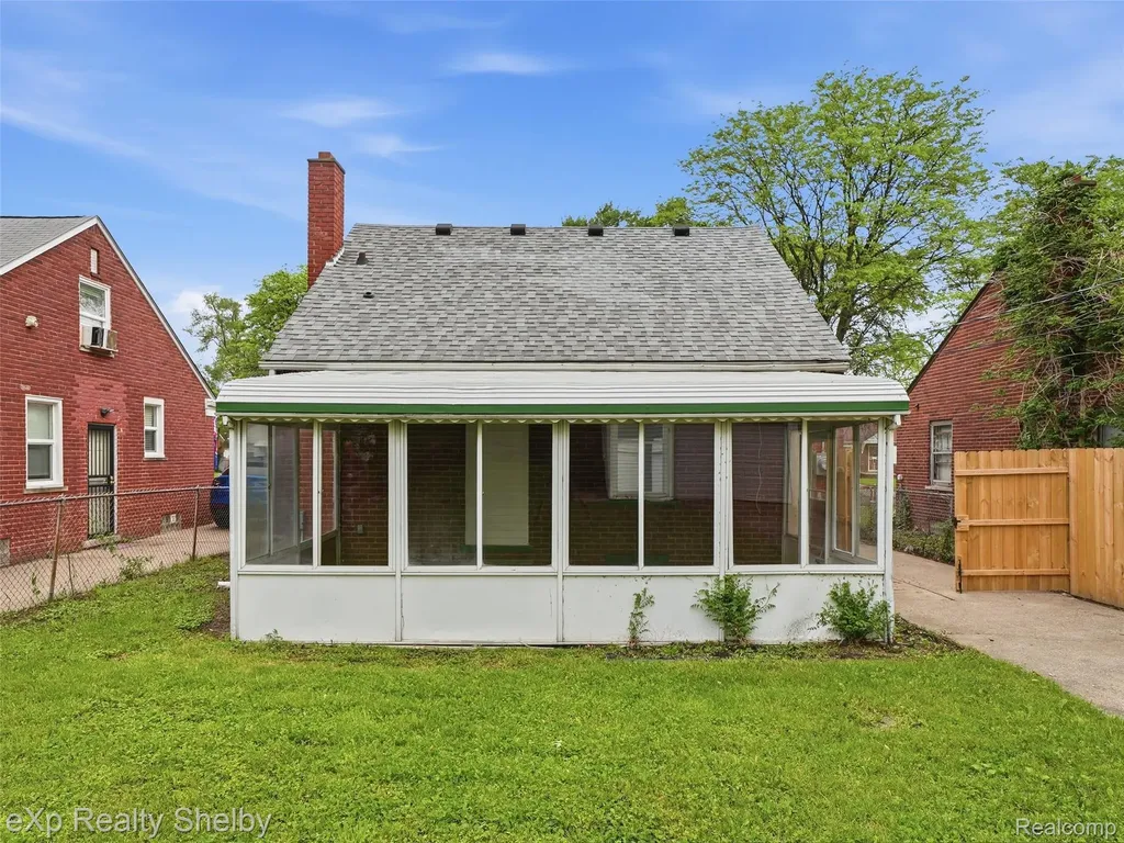 16476 Rossini Drive Detroit City MI 48205