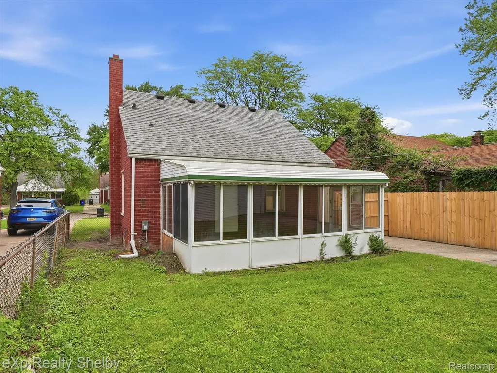 16476 Rossini Drive Detroit City MI 48205