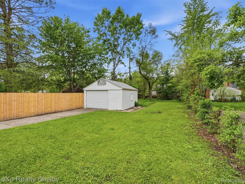 16476 Rossini Drive Detroit City MI 48205