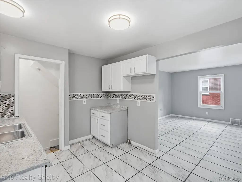 16476 Rossini Drive Detroit City MI 48205