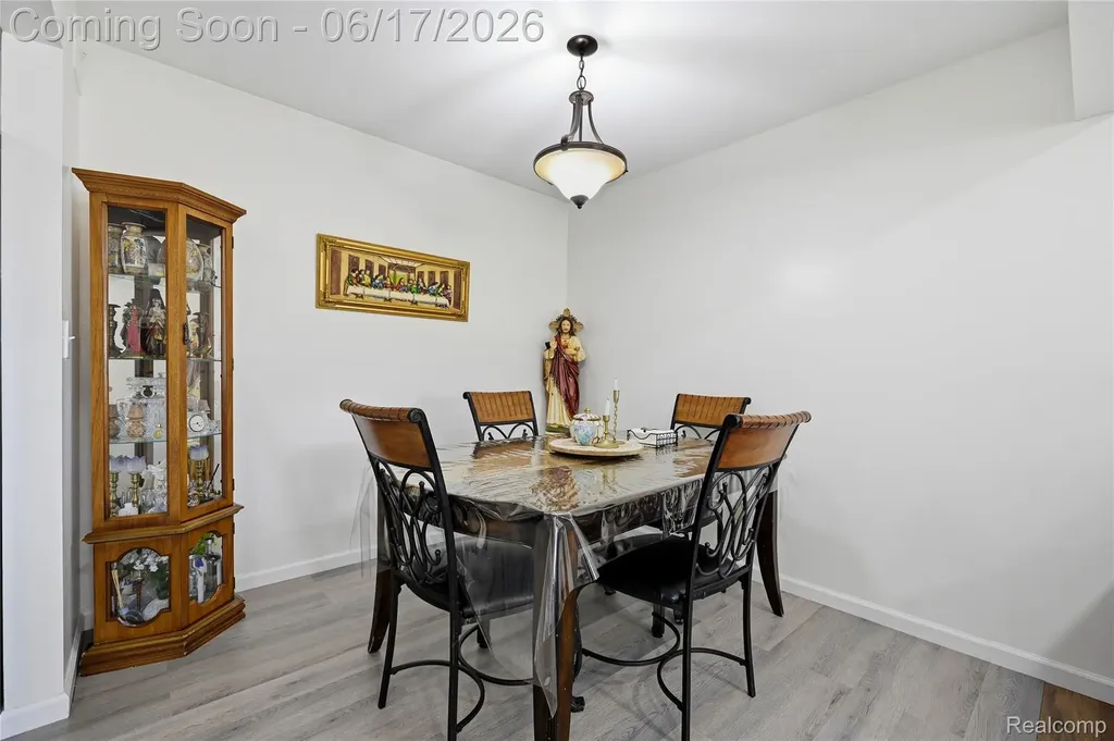 29792 City Center Drive Warren City MI 48093