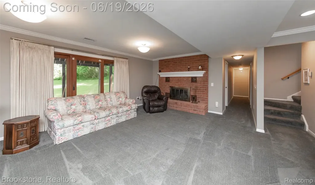 12168 Carriage Trail Circle Springfield Charter Township MI 48350
