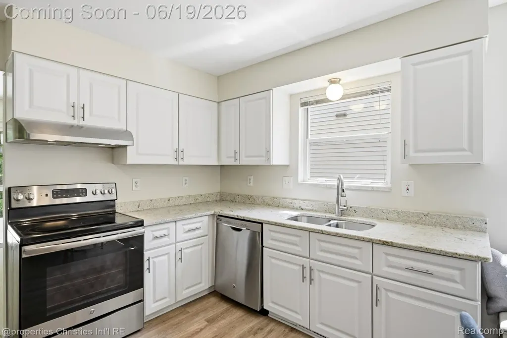 19714 Cardene Way Northville Township MI 48167