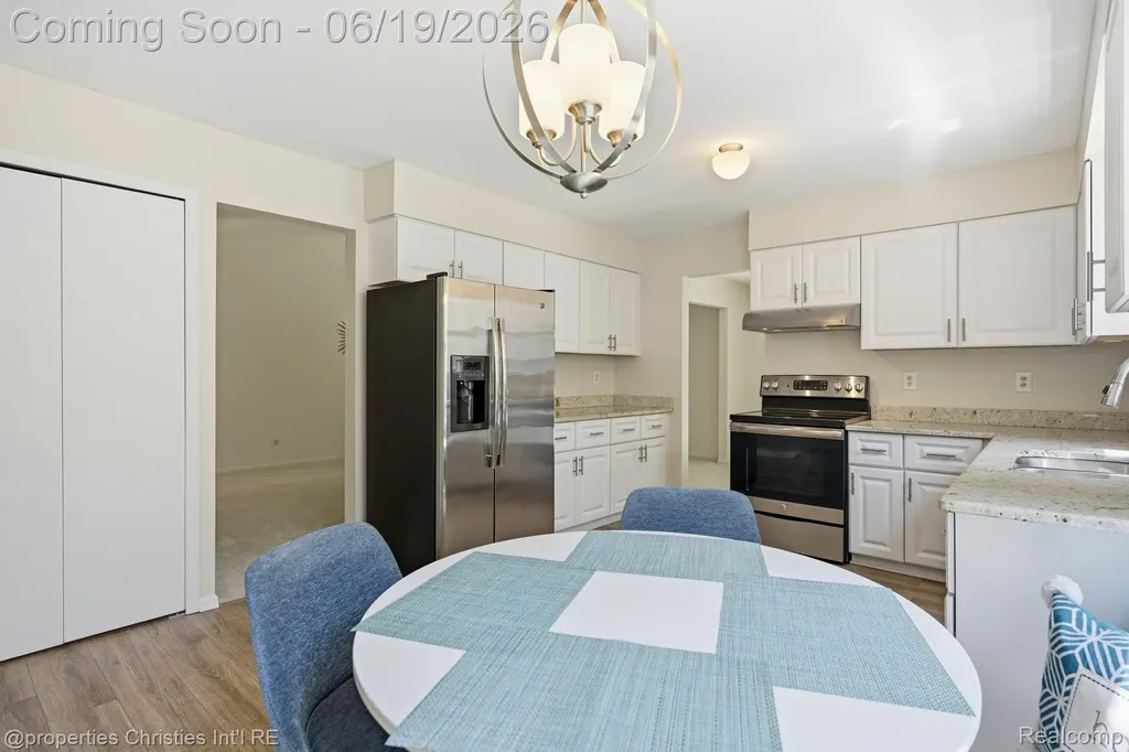 19714 Cardene Way Northville Township MI 48167