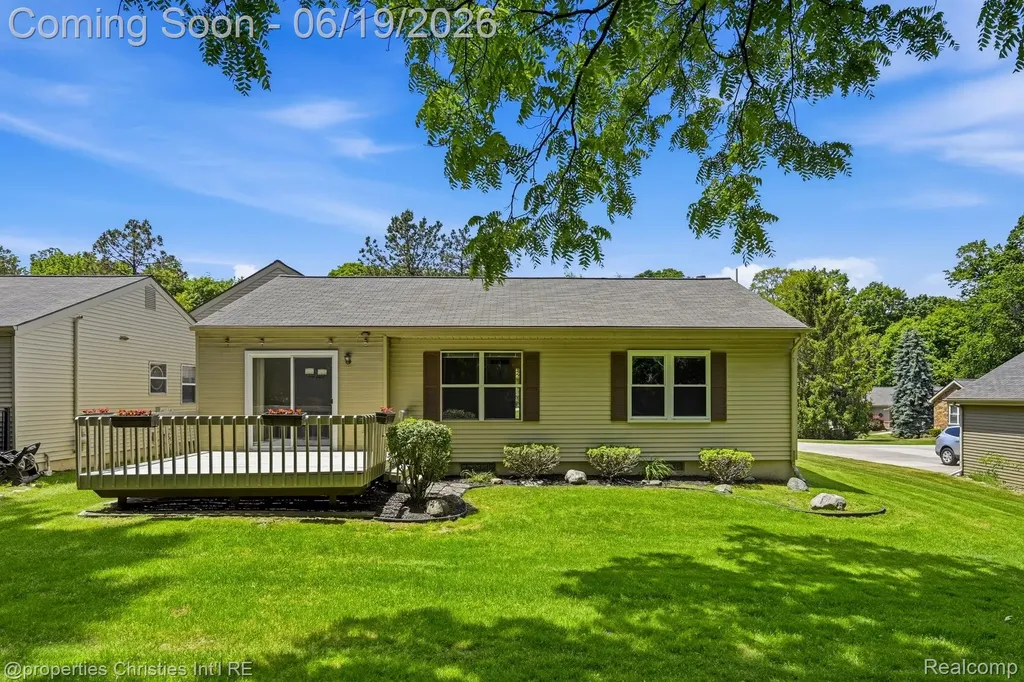 19714 Cardene Way Northville Township MI 48167