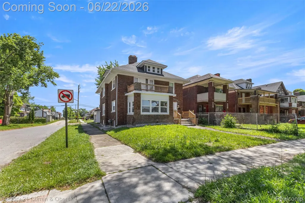 8438 Dexter Avenue Detroit City MI 48206