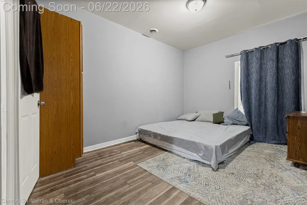 8438 Dexter Avenue Detroit City MI 48206