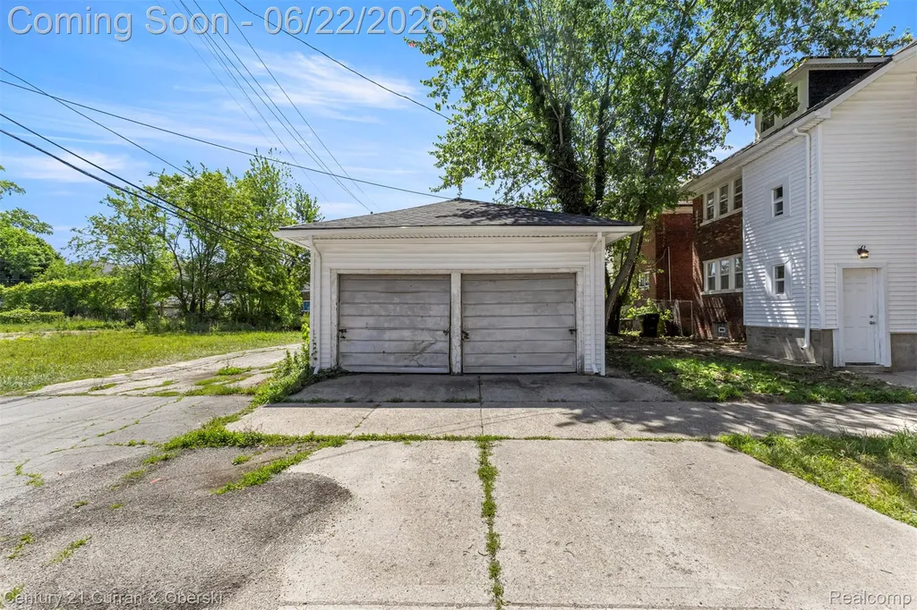 8438 Dexter Avenue Detroit City MI 48206