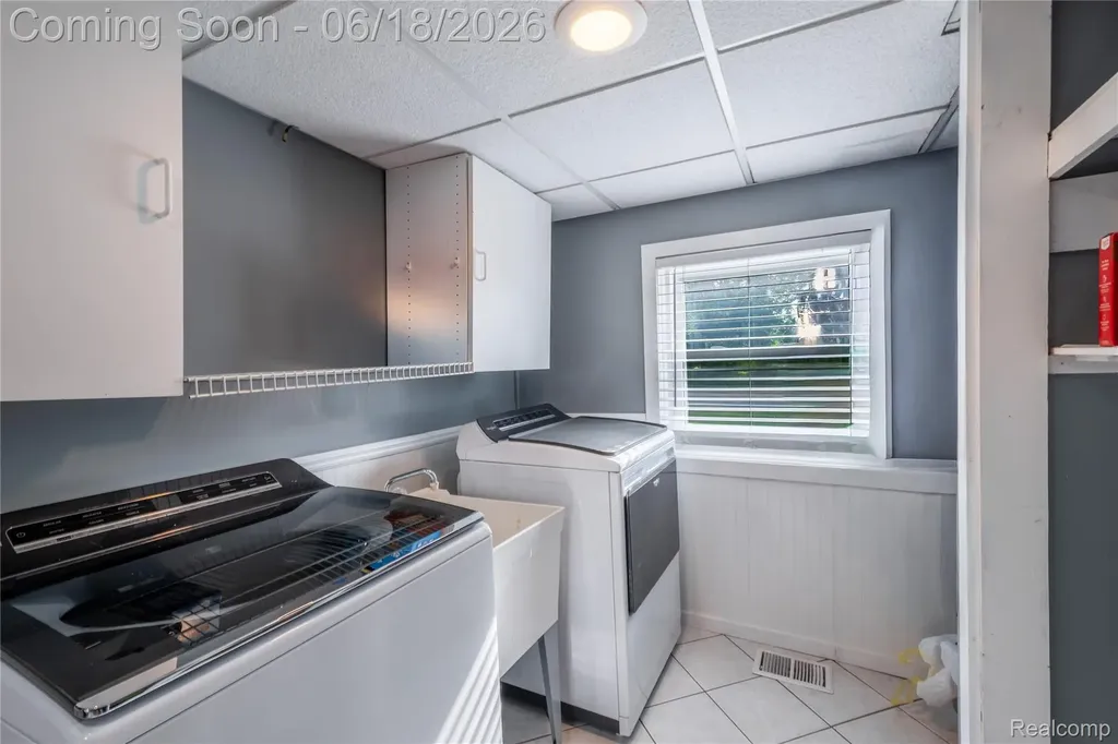9991 Marshall Road Green Oak Township MI 48178
