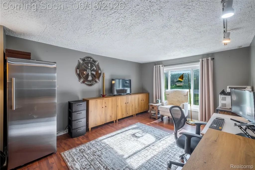 9991 Marshall Road Green Oak Township MI 48178