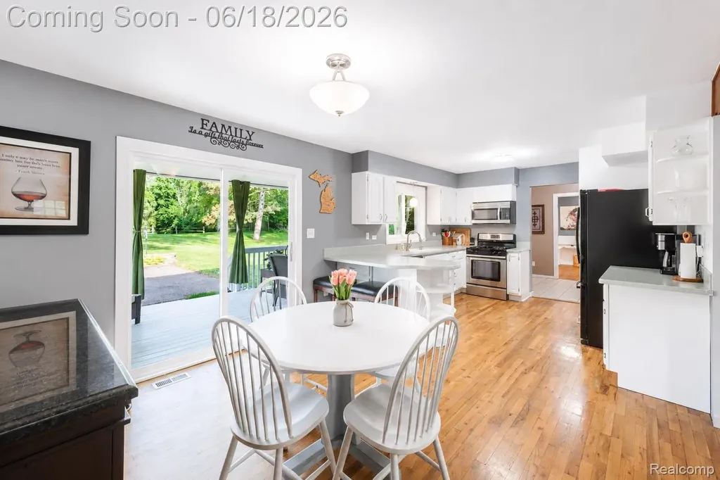 9991 Marshall Road Green Oak Township MI 48178