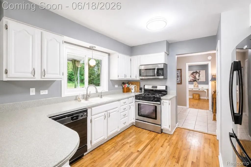 9991 Marshall Road Green Oak Township MI 48178