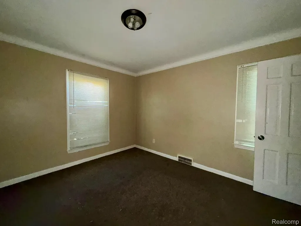 14416 Grandville Avenue Detroit City MI 48223