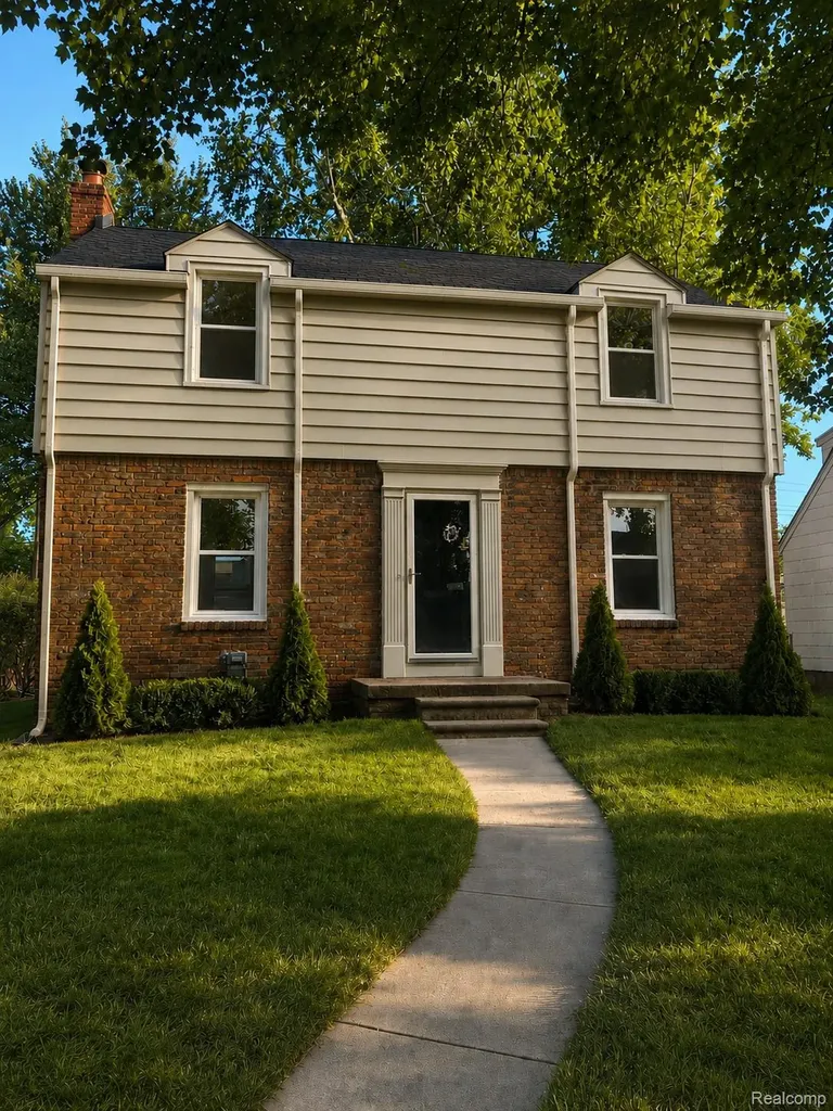 1124 E 5th Street Royal Oak City MI 48067