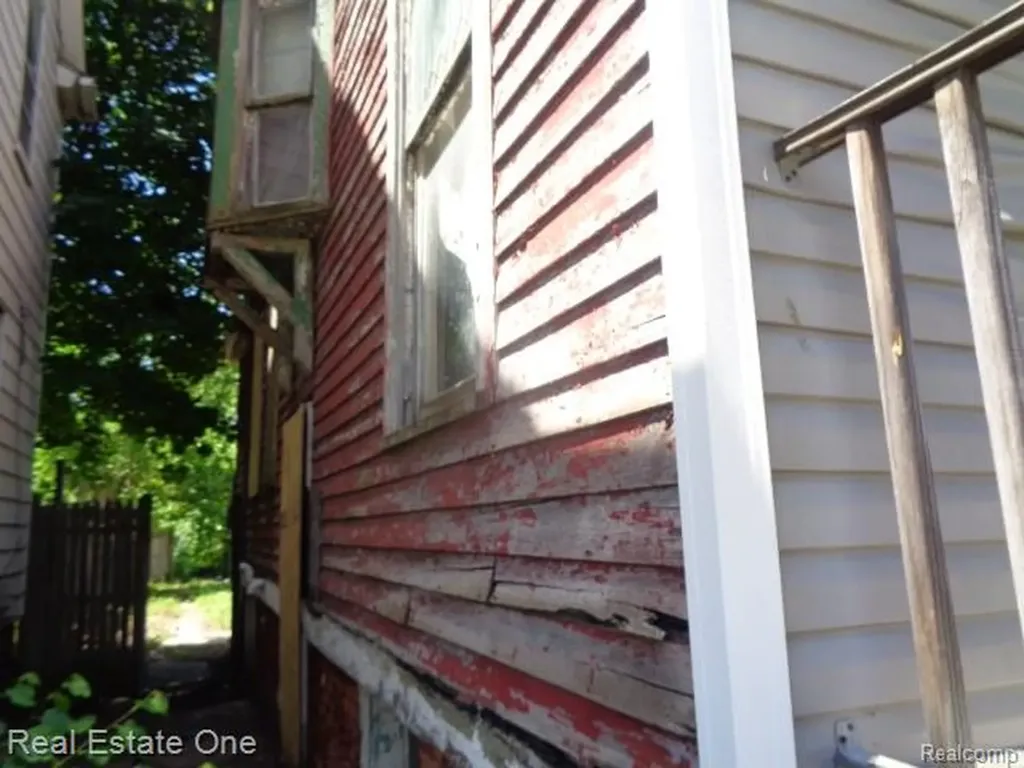 6031 Crane Street Detroit City MI 48213