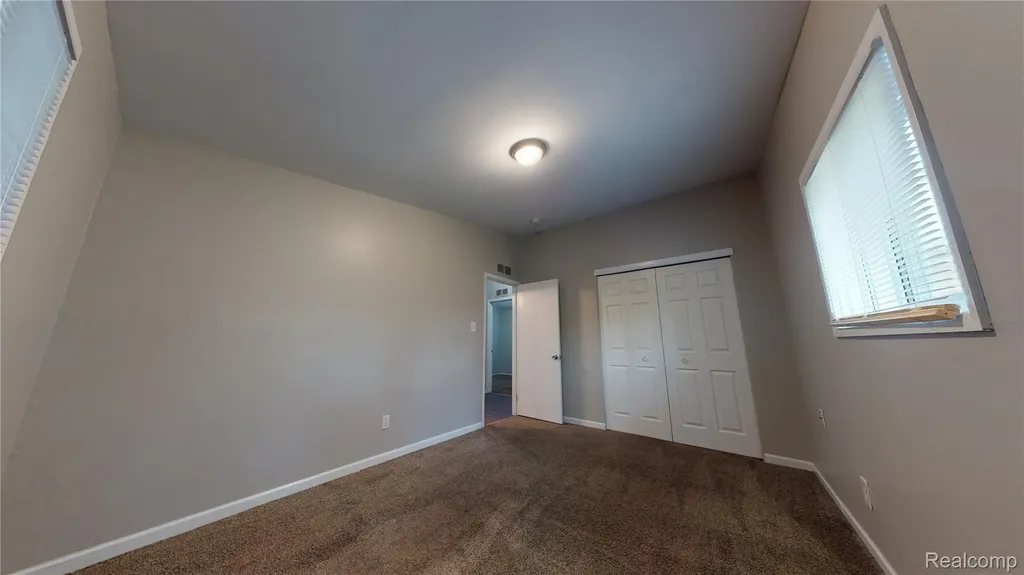 1198 Neafie Avenue Pontiac City MI 48342