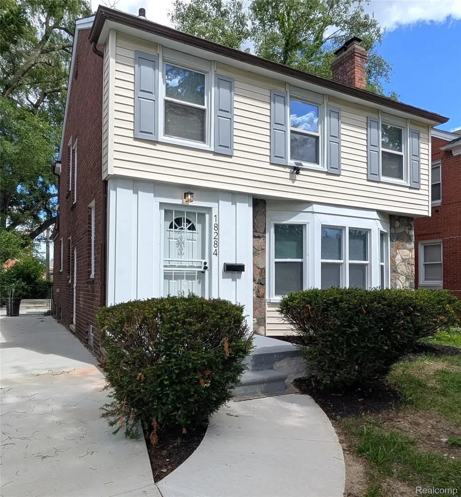 18284 Littlefield Street Detroit City MI 48235