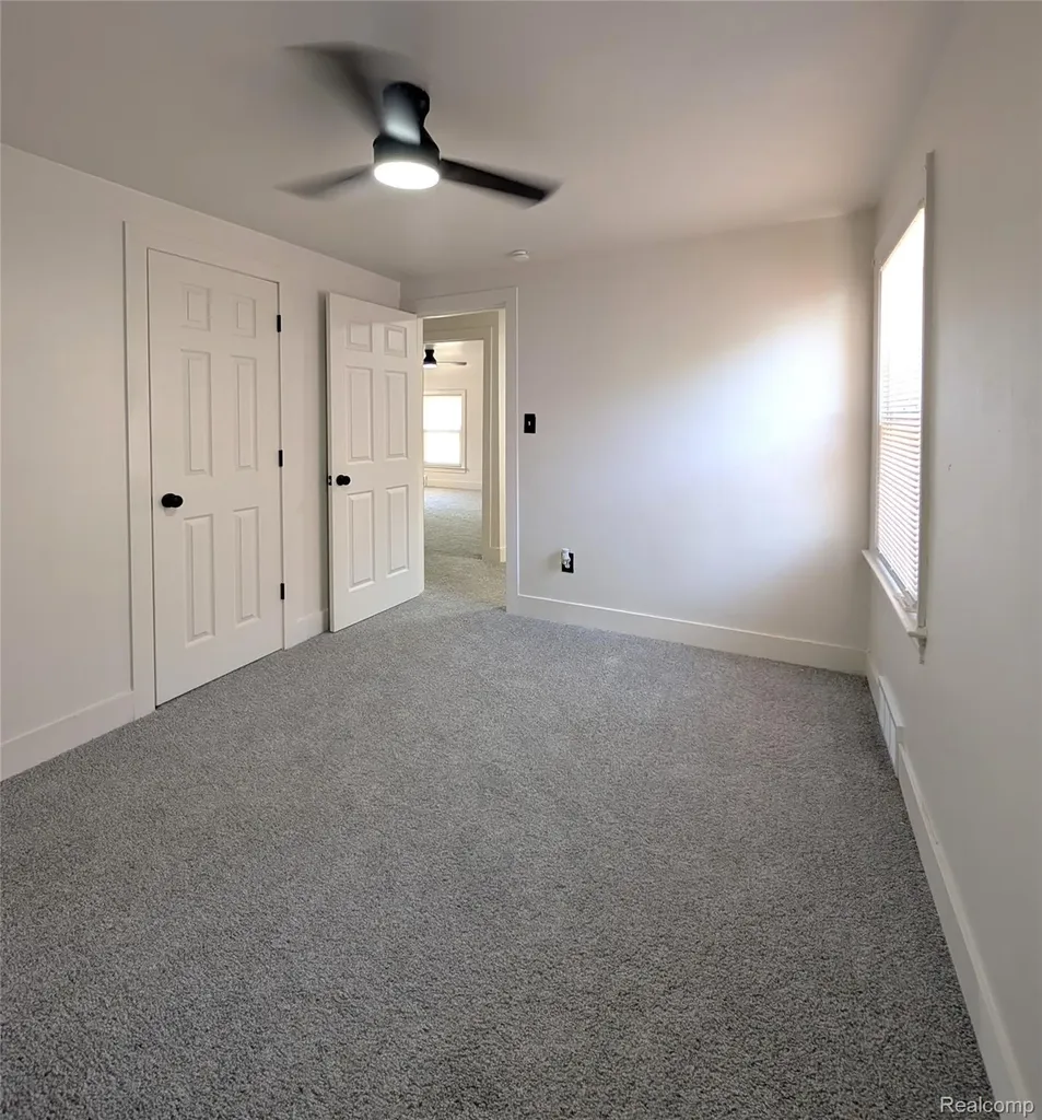 18284 Littlefield Street Detroit City MI 48235