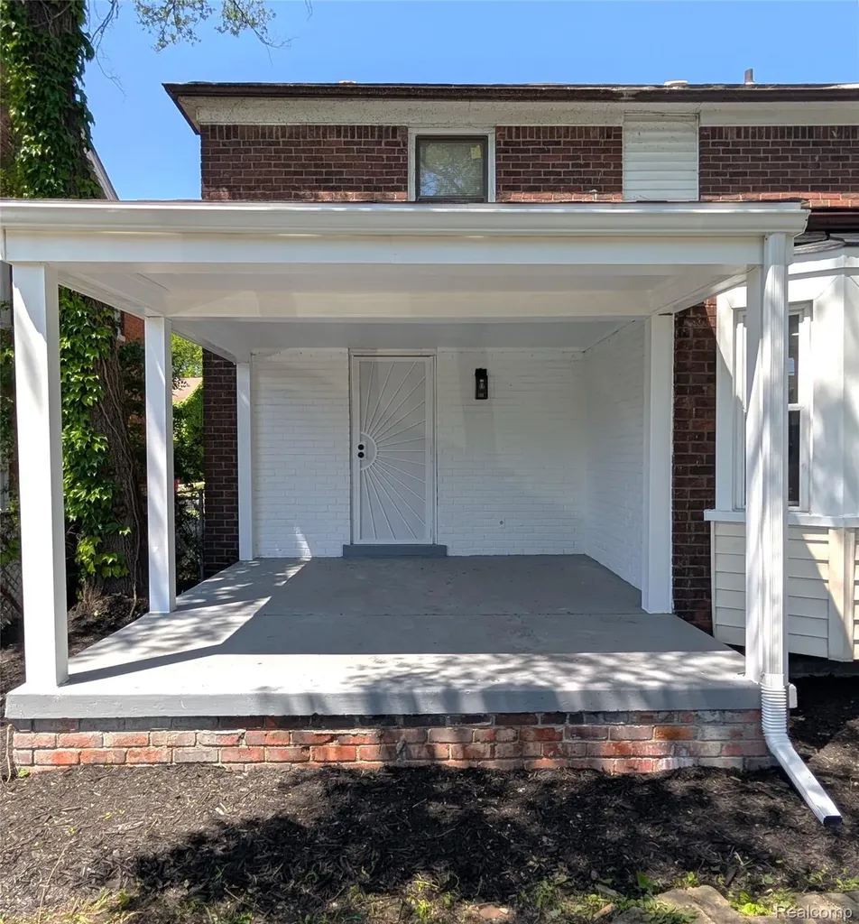 18284 Littlefield Street Detroit City MI 48235