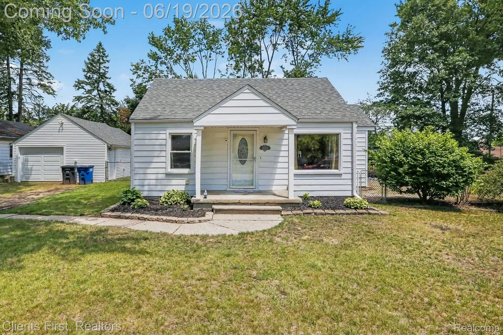 34728 Pardo Street Westland City MI 48185