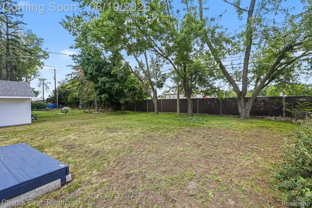 34728 Pardo Street Westland City MI 48185