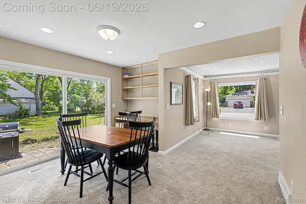 34728 Pardo Street Westland City MI 48185