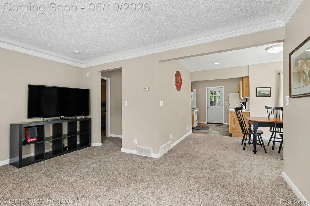 34728 Pardo Street Westland City MI 48185