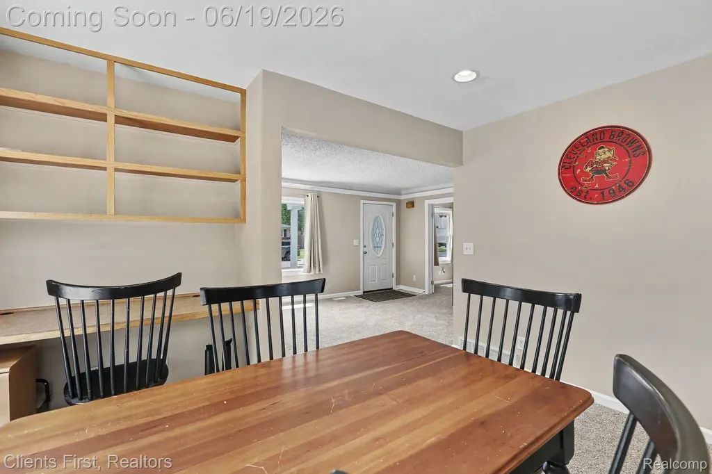 34728 Pardo Street Westland City MI 48185