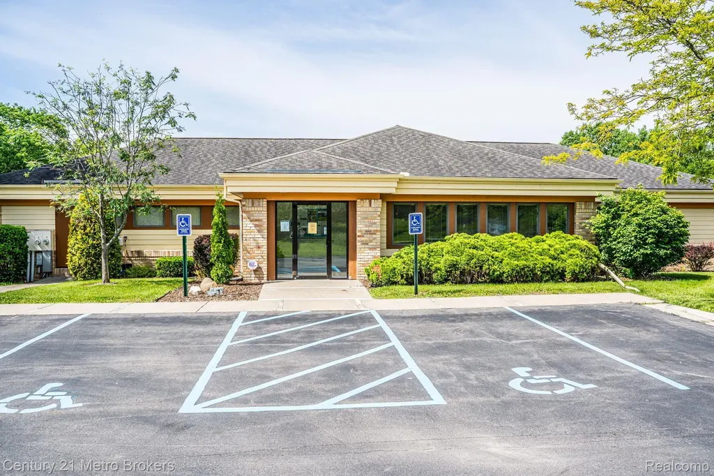 7477 S State Road Atlas Township MI 48438