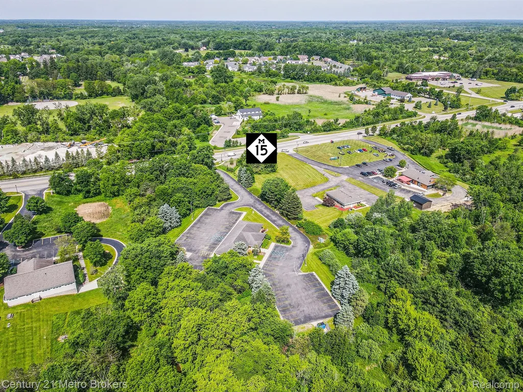 7477 S State Road Atlas Township MI 48438