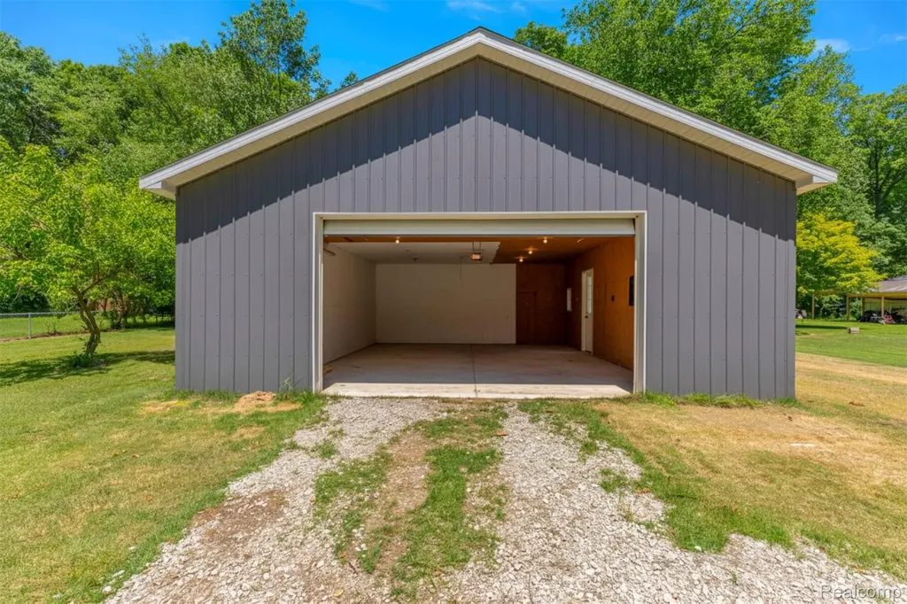 38530 Superior Street Romulus City MI 48174