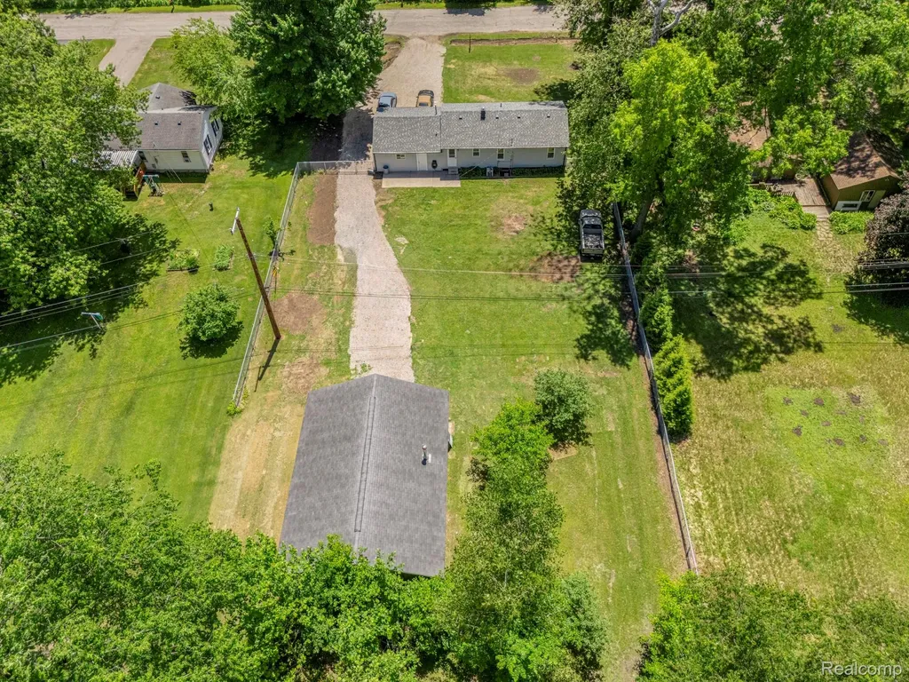 38530 Superior Street Romulus City MI 48174