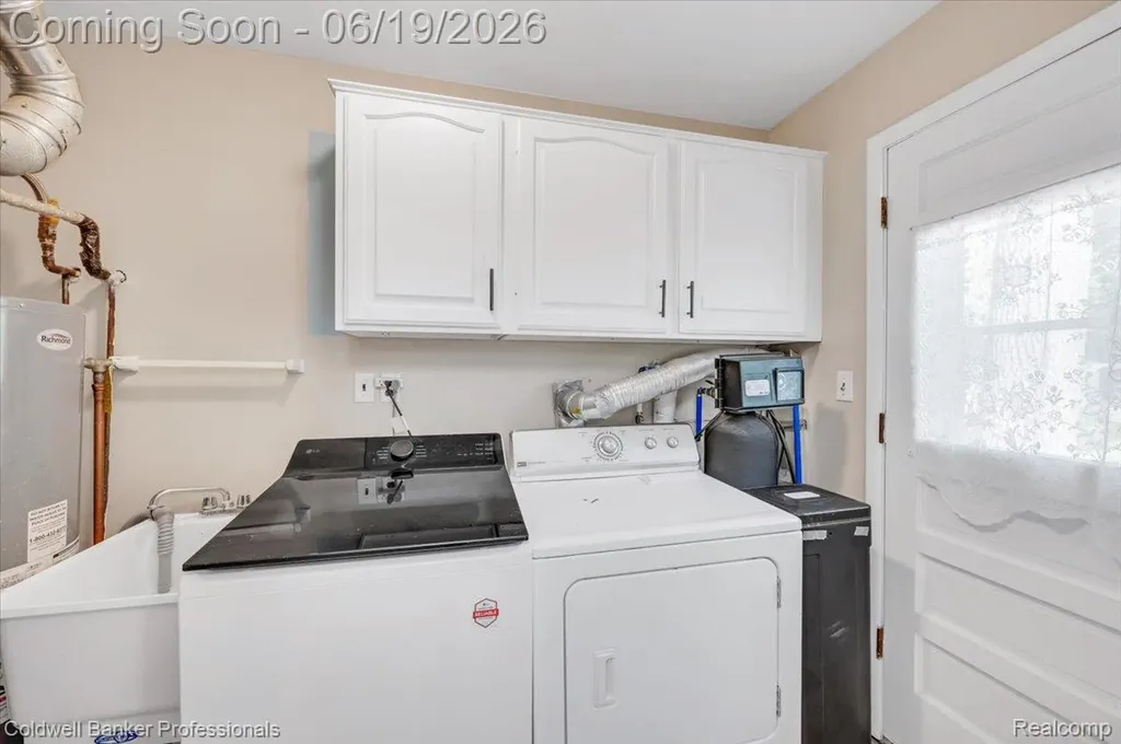 470 Oak Grove Drive Orion Charter Township MI 48362