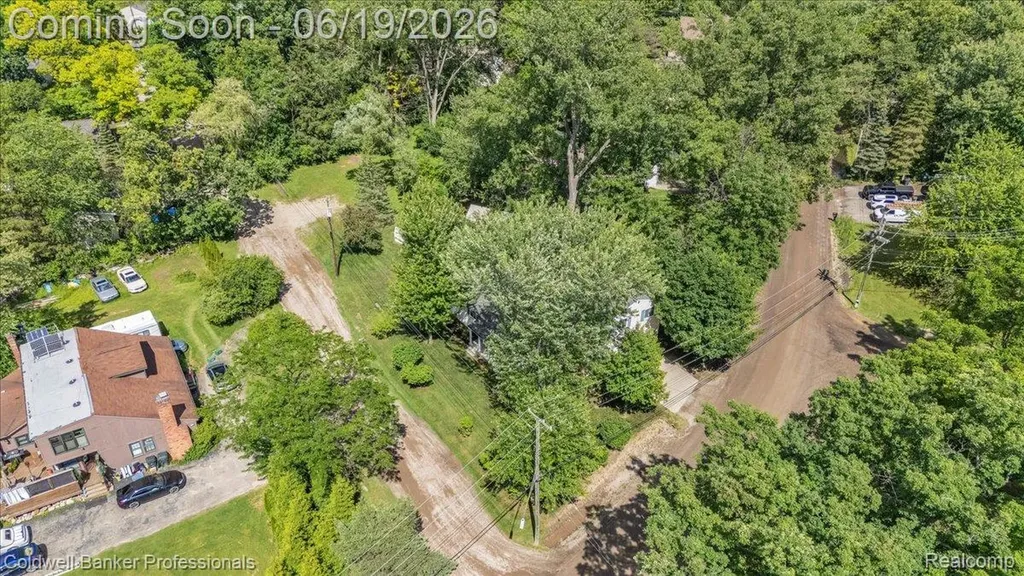 470 Oak Grove Drive Orion Charter Township MI 48362